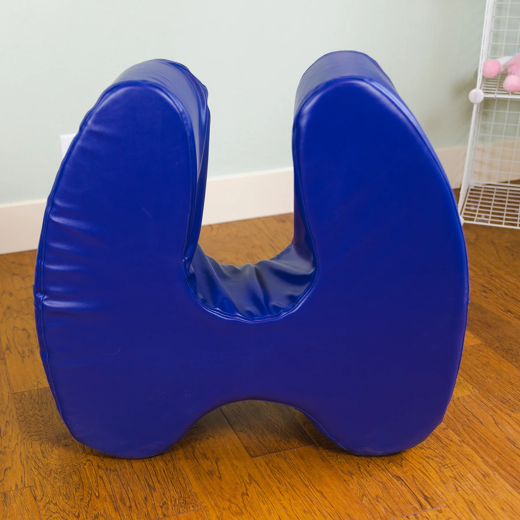 Bouncyband® Sensory Soft Squeeze Seat for Kids - Image 3