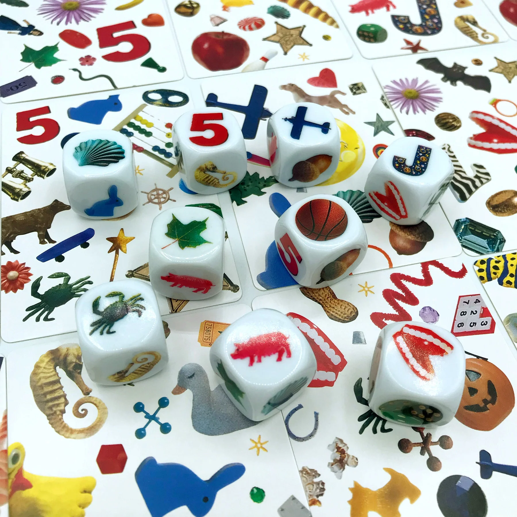 Briarpatch Scholastic I SPY Find It Fast Dice Game - Image 4