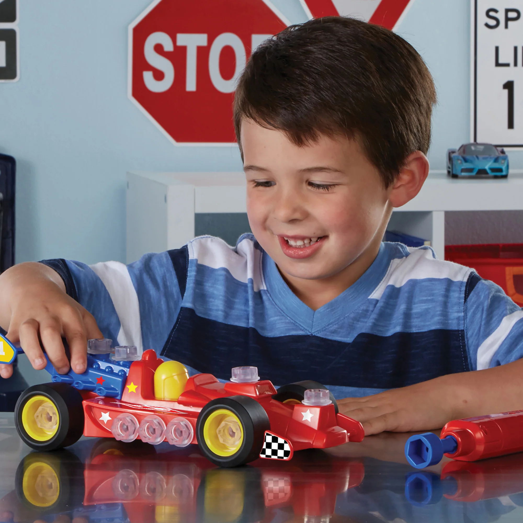 Educational Insights Design & Drill Power Play Vehicles - Race Car - Image 4