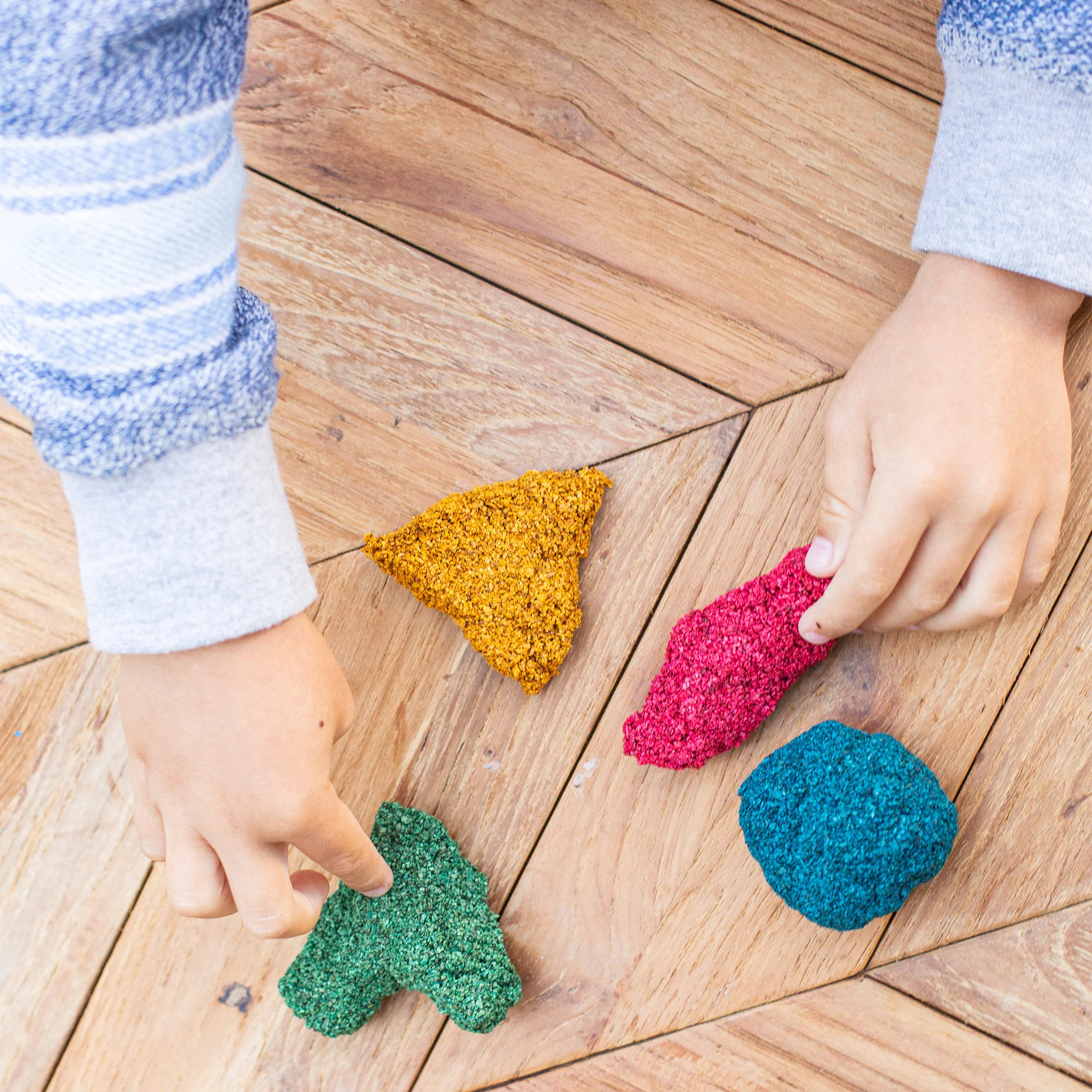 Educational Insights Playfoam® Naturals Hide & Seek Sensory Set - Image 7
