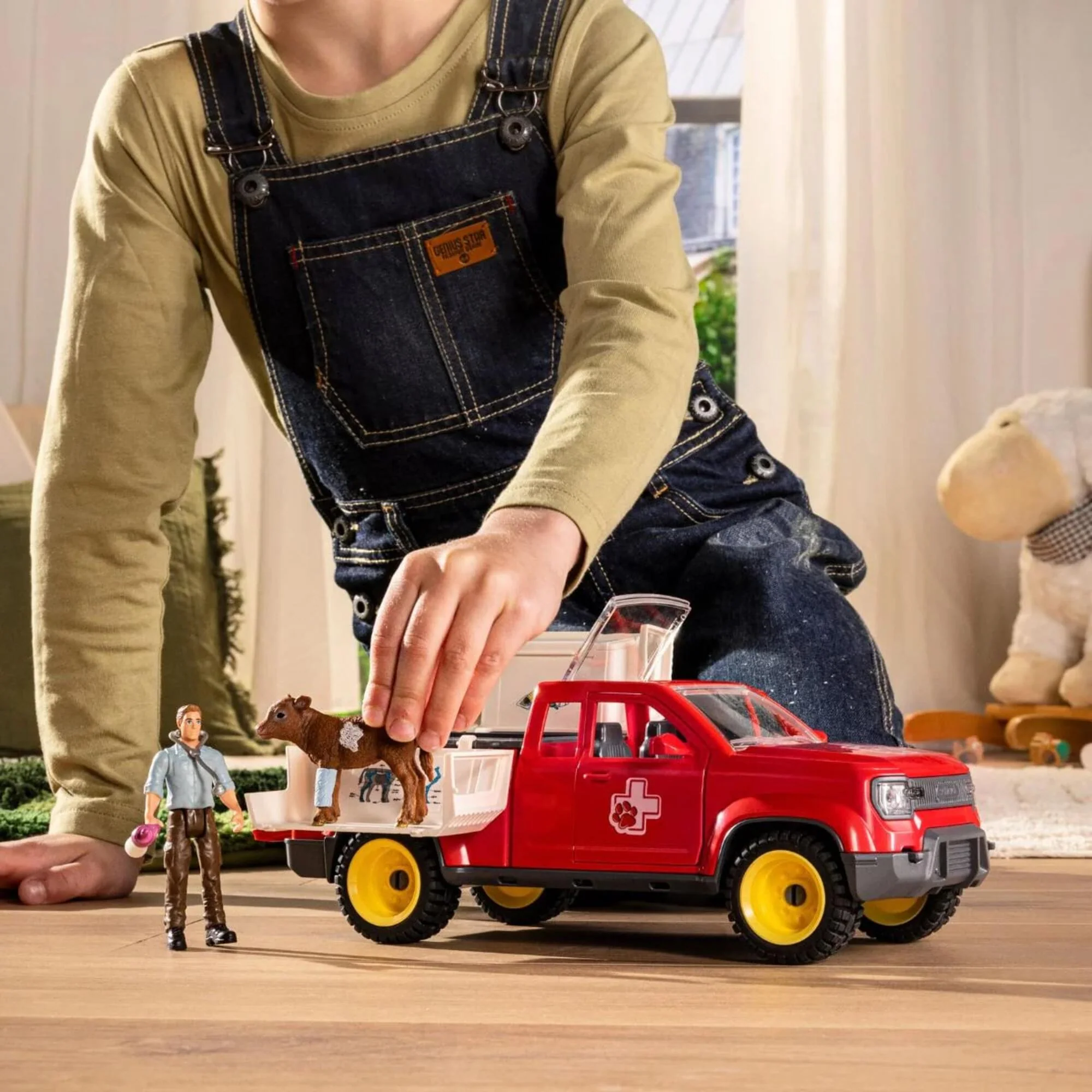 Schleich Farm World Veterinarian Pick-Up Truck 29-Piece Playset - Image 4
