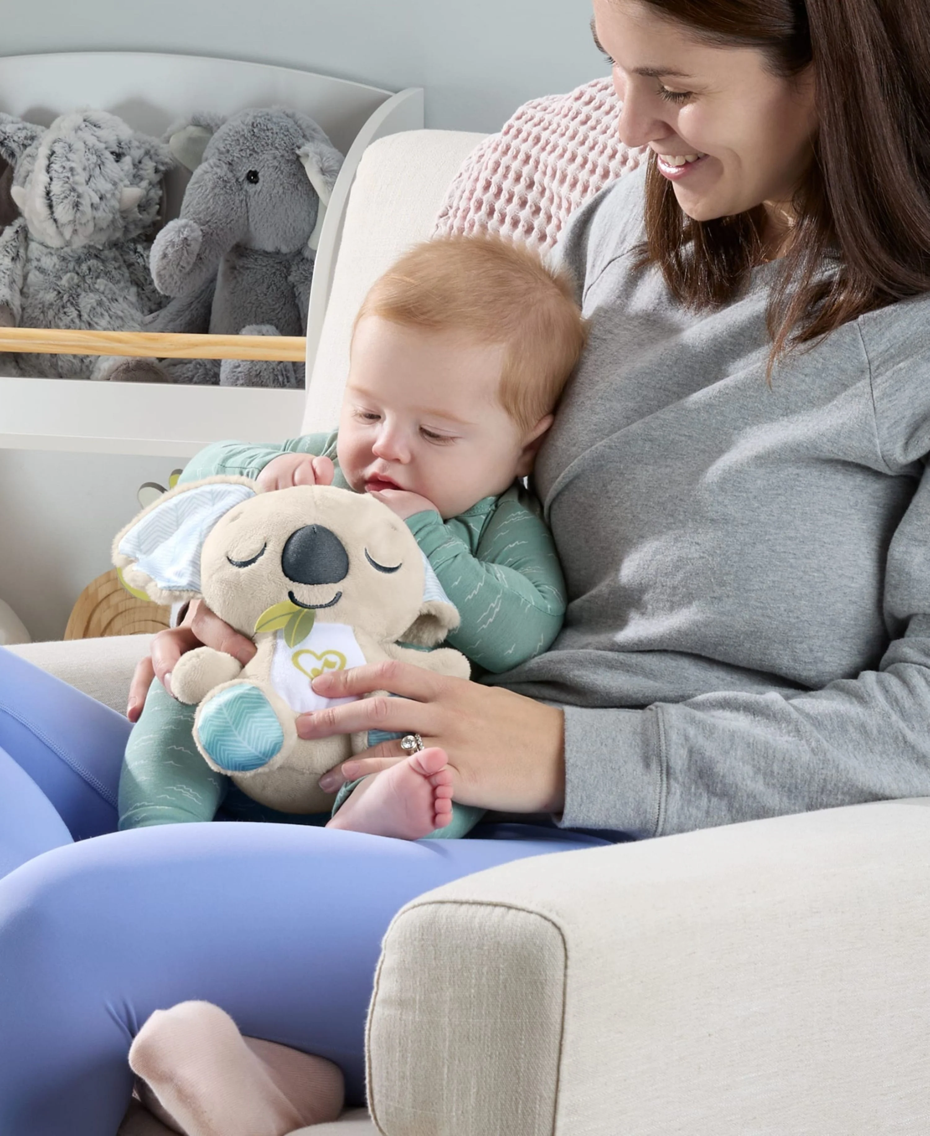 Fisher-Price On-the-Go Koala Soother - Portable Plush Toy - Image 5