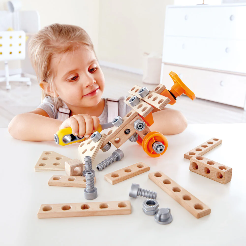 Hape Junior Inventor 42-Piece Physics & Engineering Experiment Starter Kit - Image 5