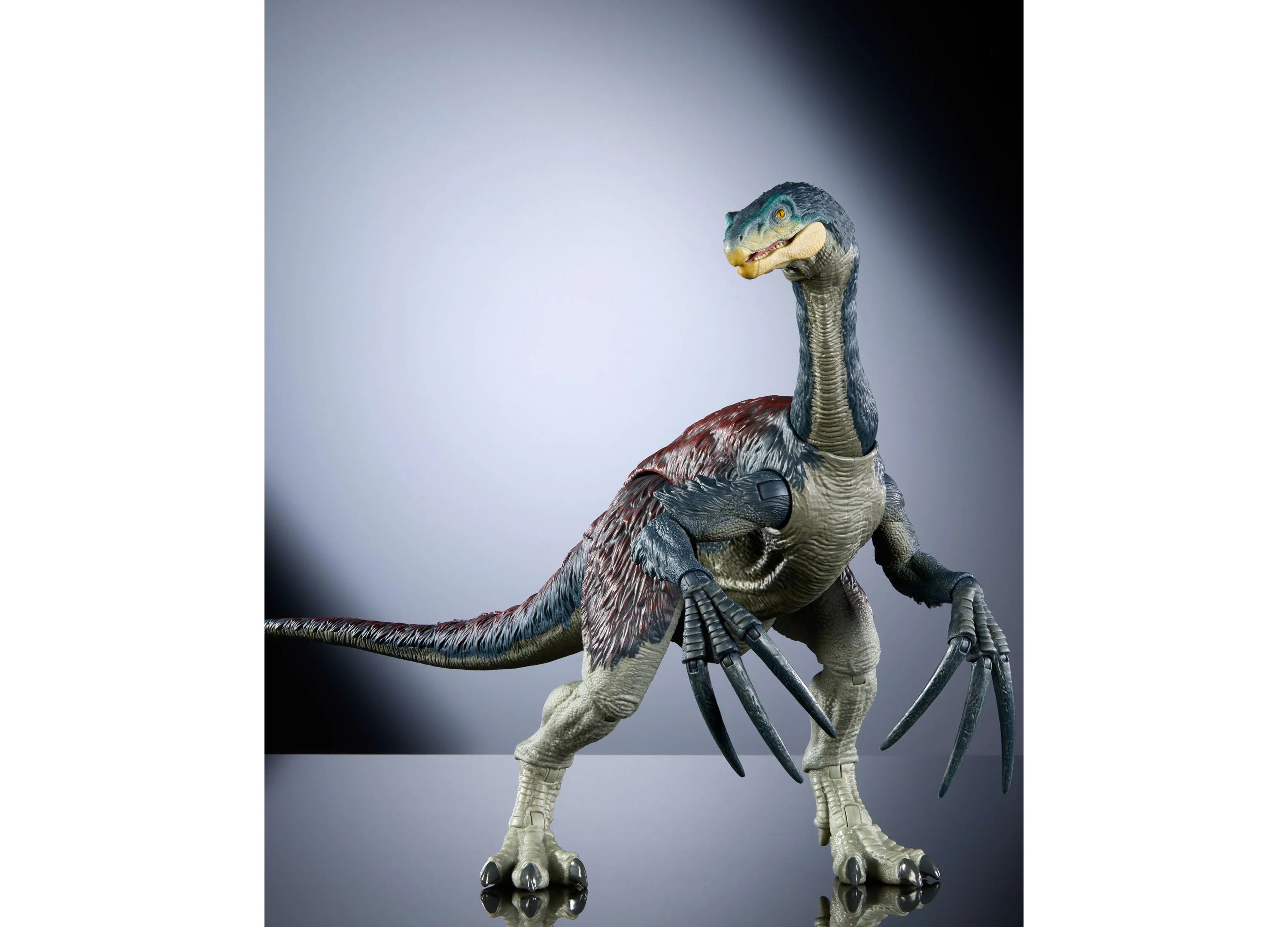 Jurassic World Hammond Collection 17-inch Therizinosaurus Action Figure - Image 6