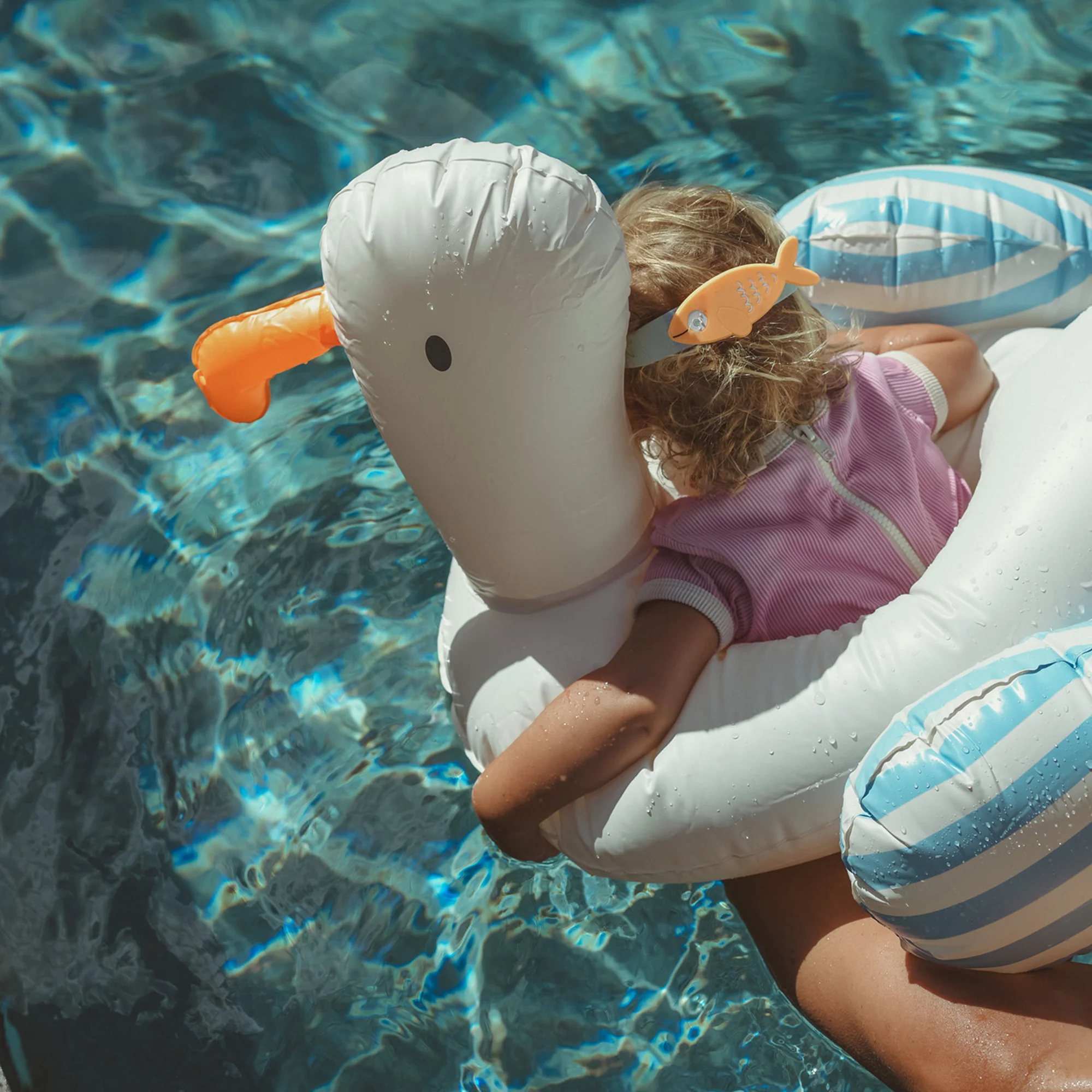 Sammy The Seagull Pool Ring Float - Image 3