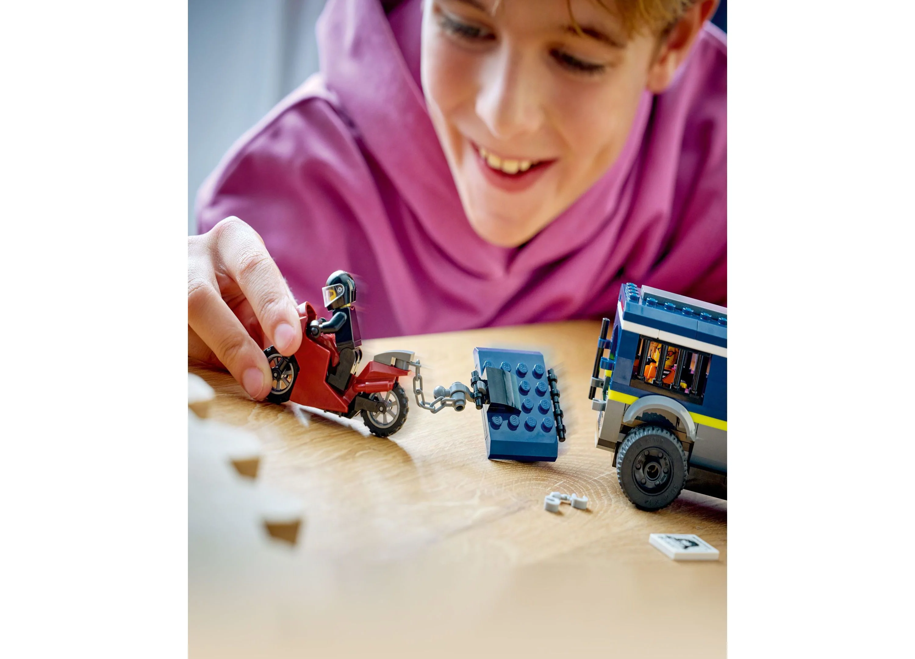 LEGO City Police Prisoner Transport Van Building Toy - 198 Pieces - Image 3