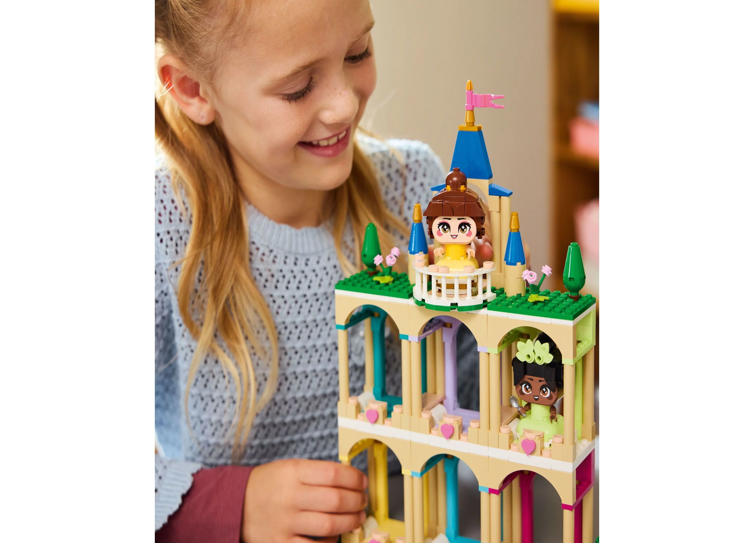 LEGO Disney Princess Belle & Tiana Mini Castle Playset 358 Pieces - Image 2