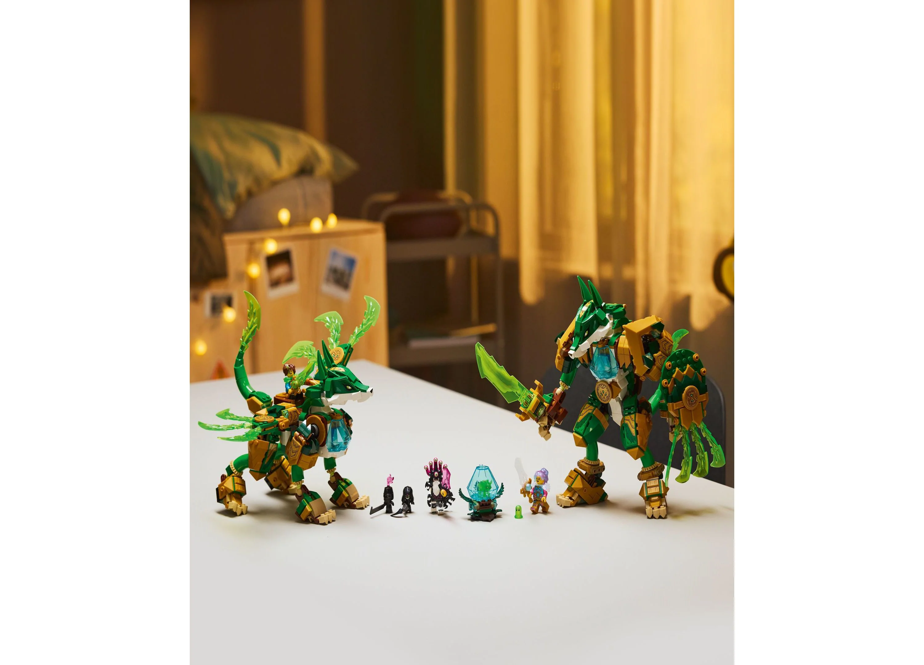 LEGO® DREAMZzz Fox Guardian Mech Building Toy 71508, 883 Pieces - Image 5