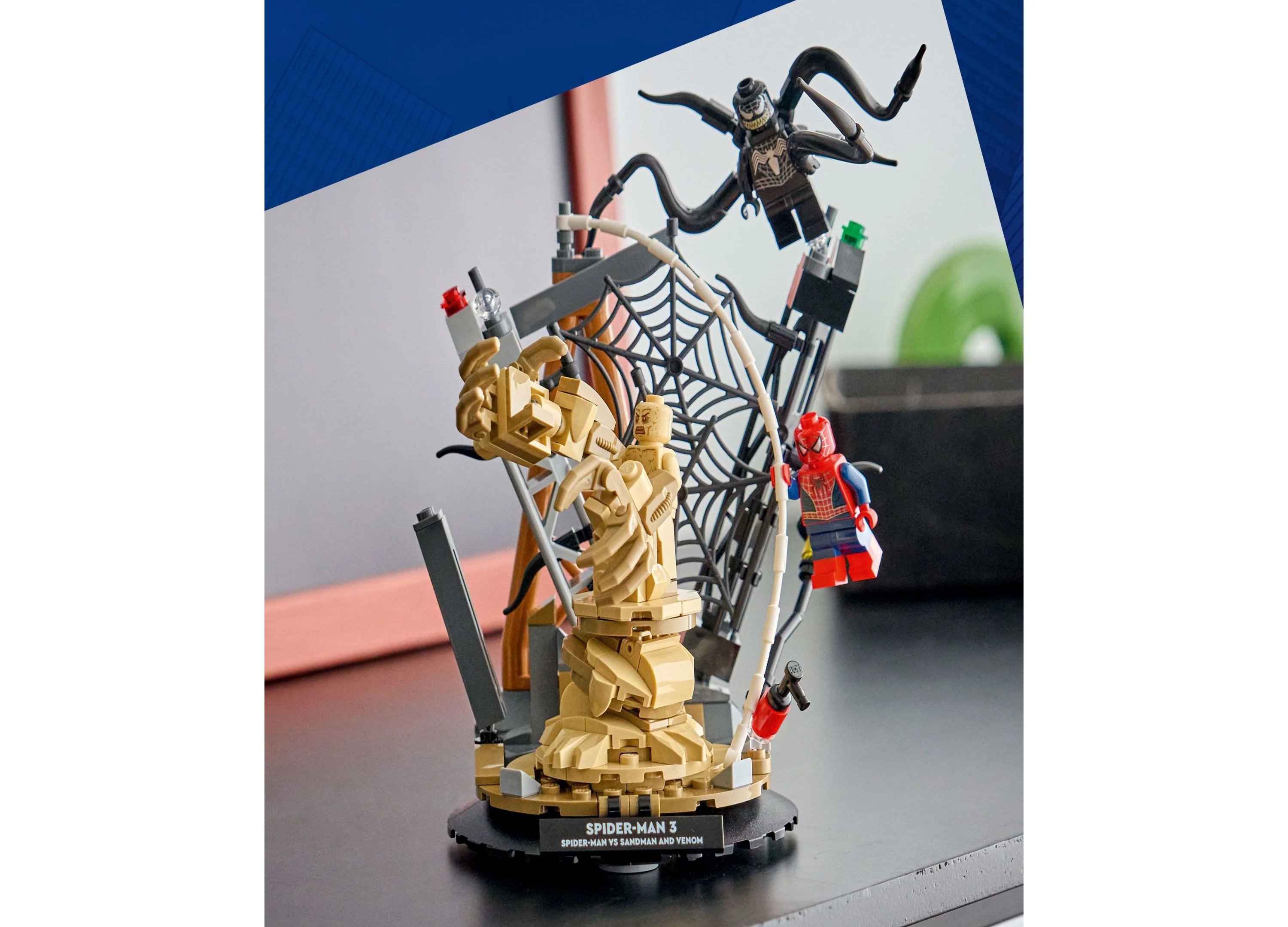 LEGO Marvel Spider-Man vs. Sandman Epic Battle Set - 201 Pieces - Image 4