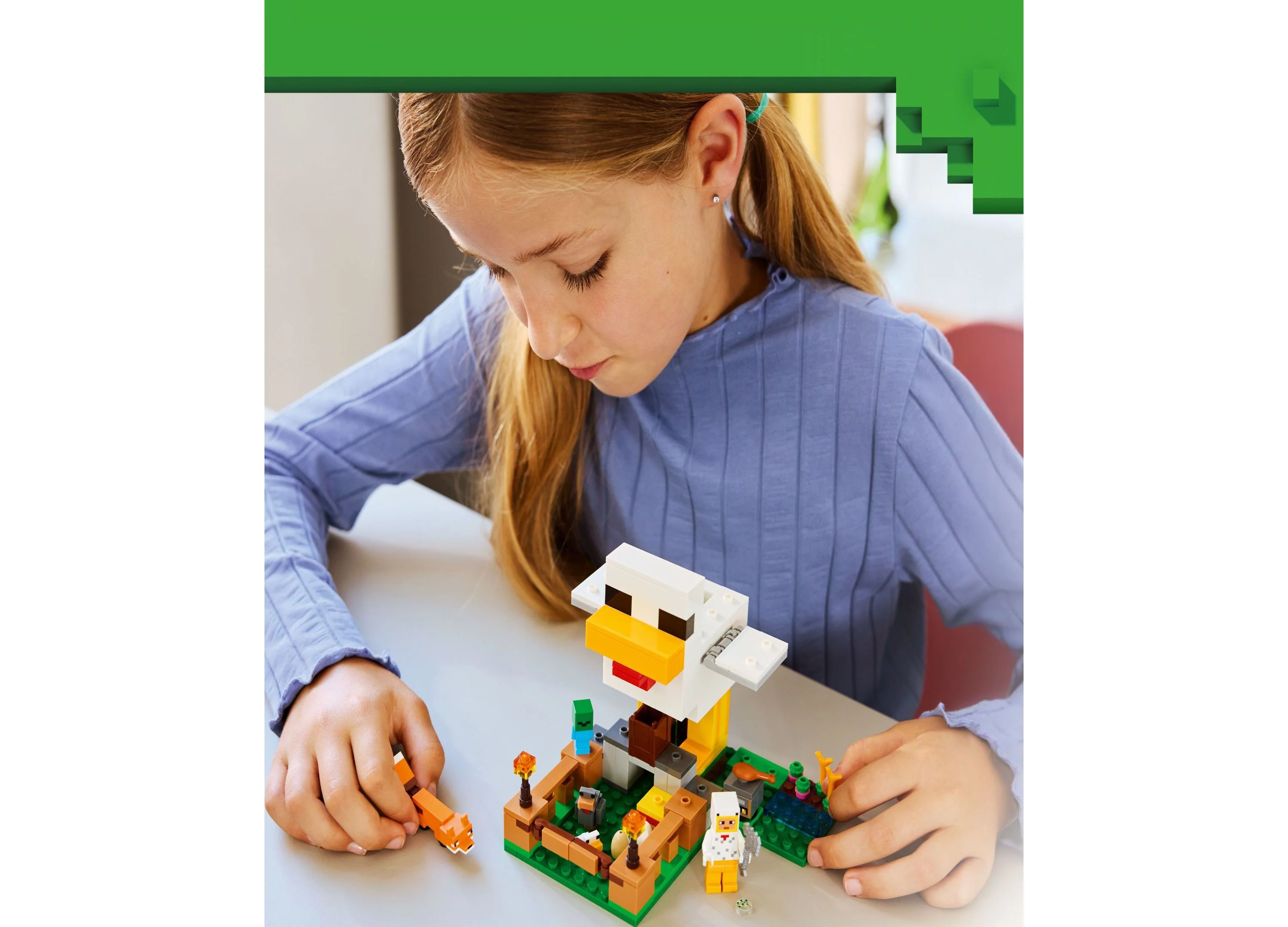 LEGO Minecraft Chicken Farm Building Set - 233 Pieces - Image 3