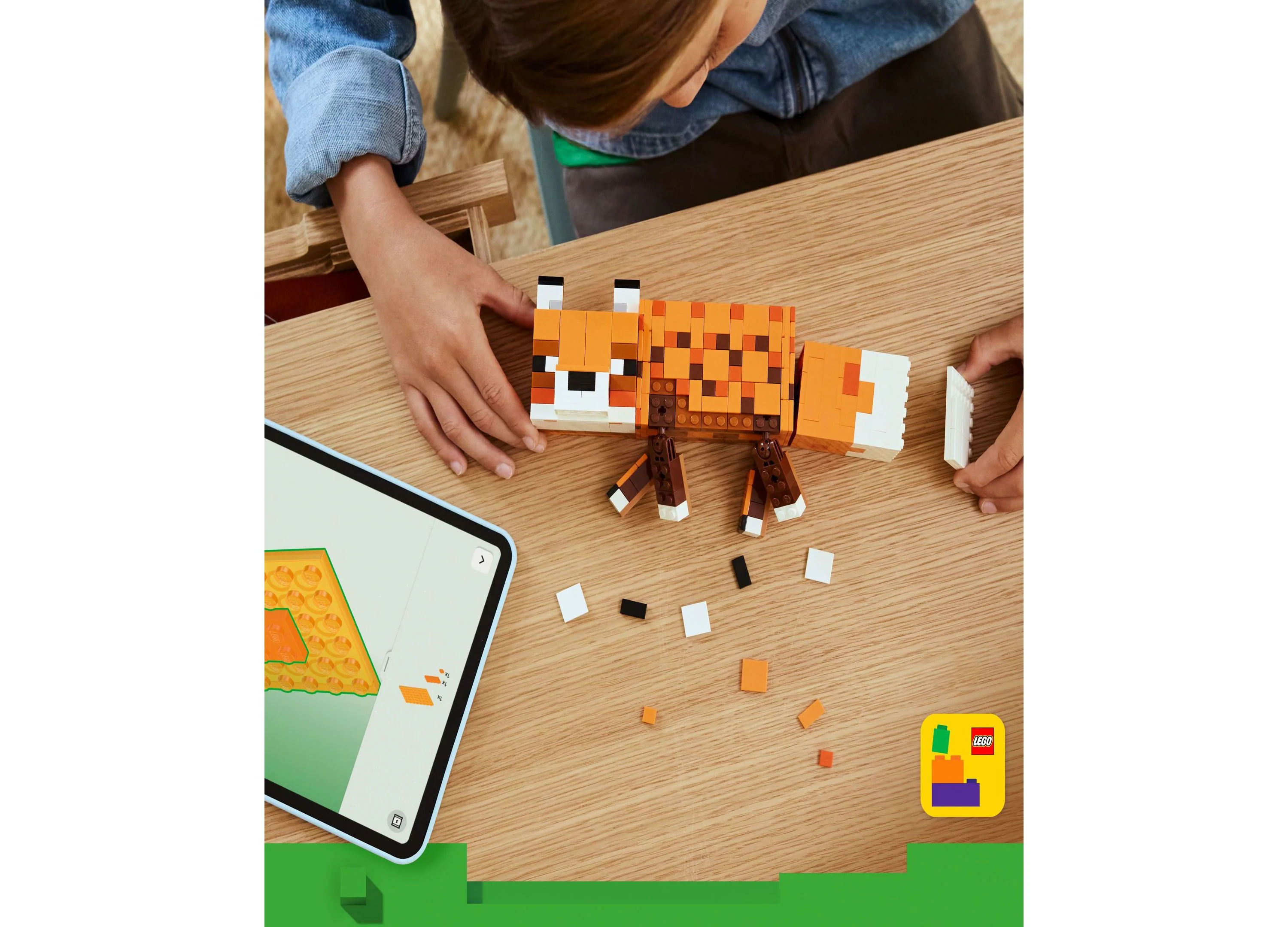 LEGO® Minecraft The Fox Lodge Adventure Set, 497 Pieces - Image 5