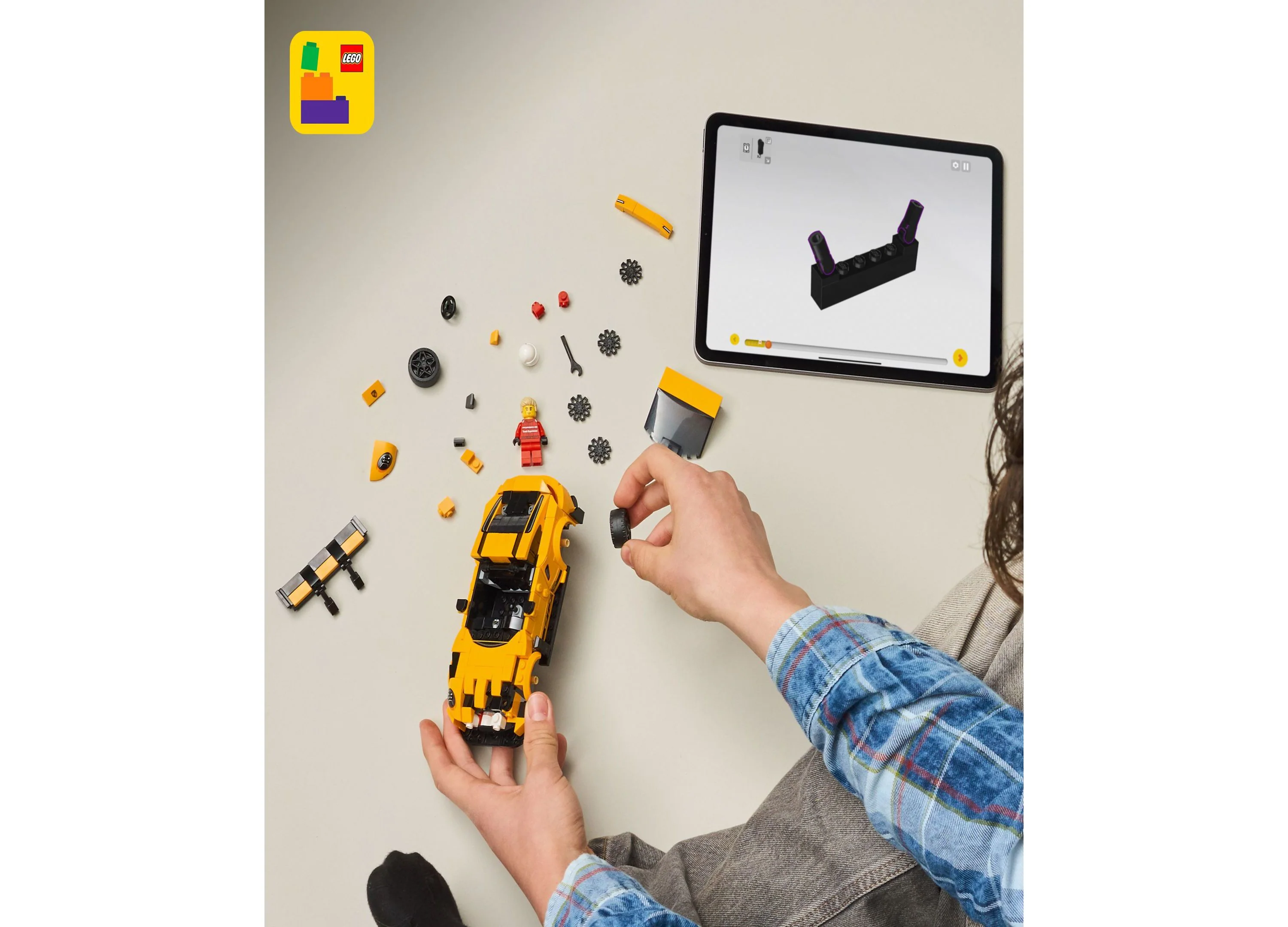 LEGO Speed Champions Porsche 911 GT3 RS Super Car - 348 Pieces - Image 6