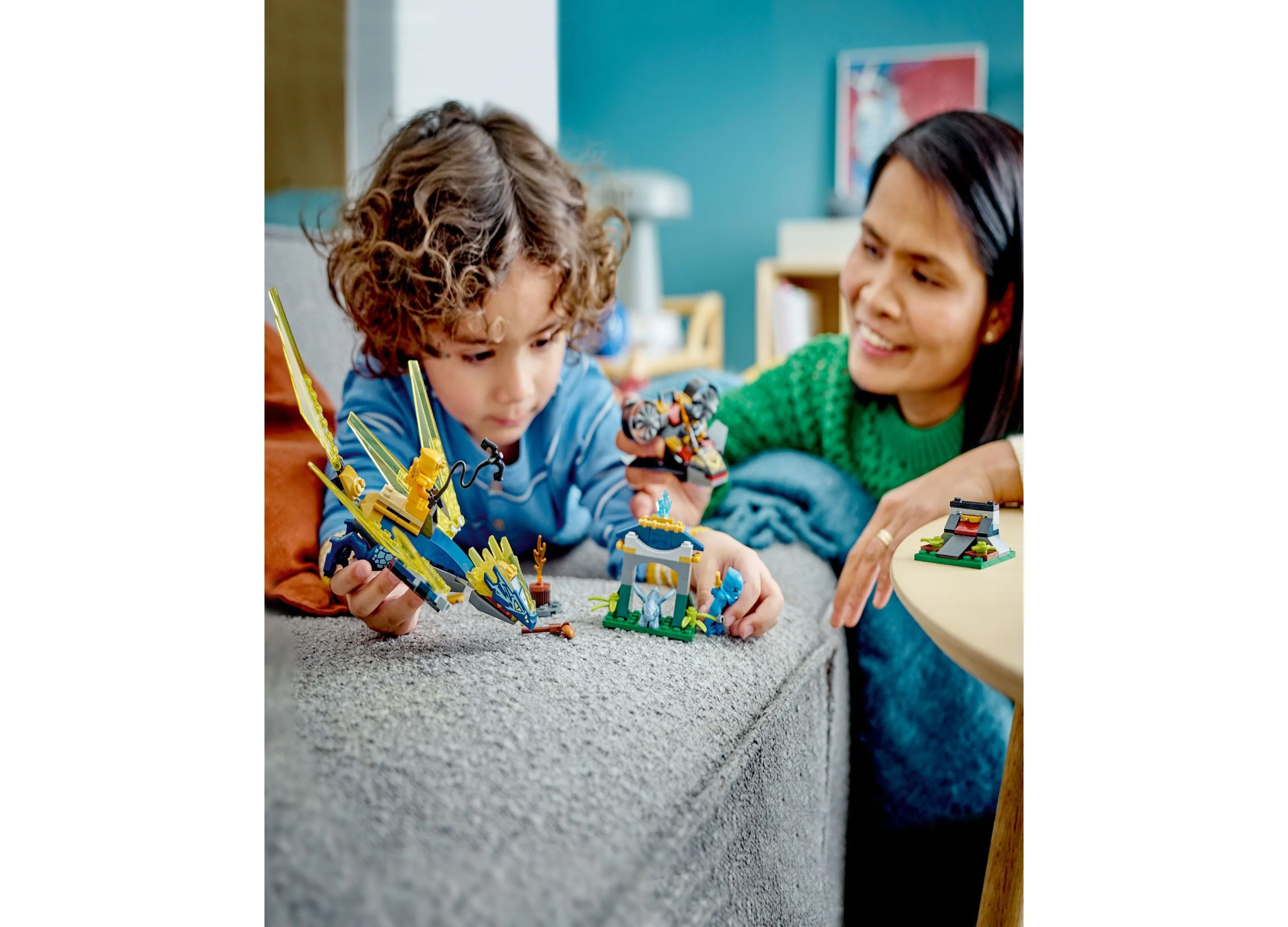LEGO Ninjago 157-Piece Nya and Arin's Baby Dragon Battle Set - Image 2