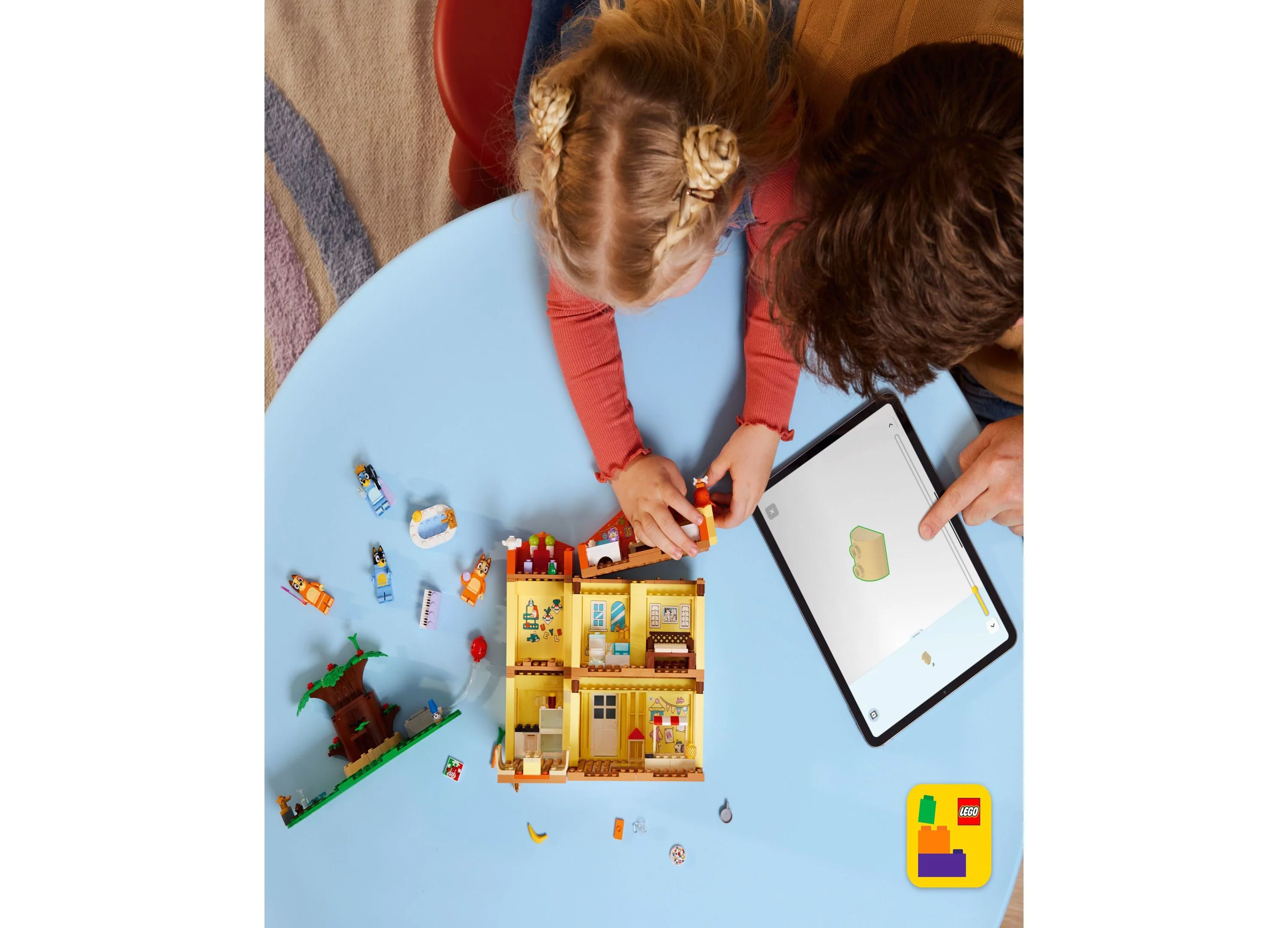 LEGO Bluey's Family House 382-Piece Playset - Featuring Charming Characters - Image 4
