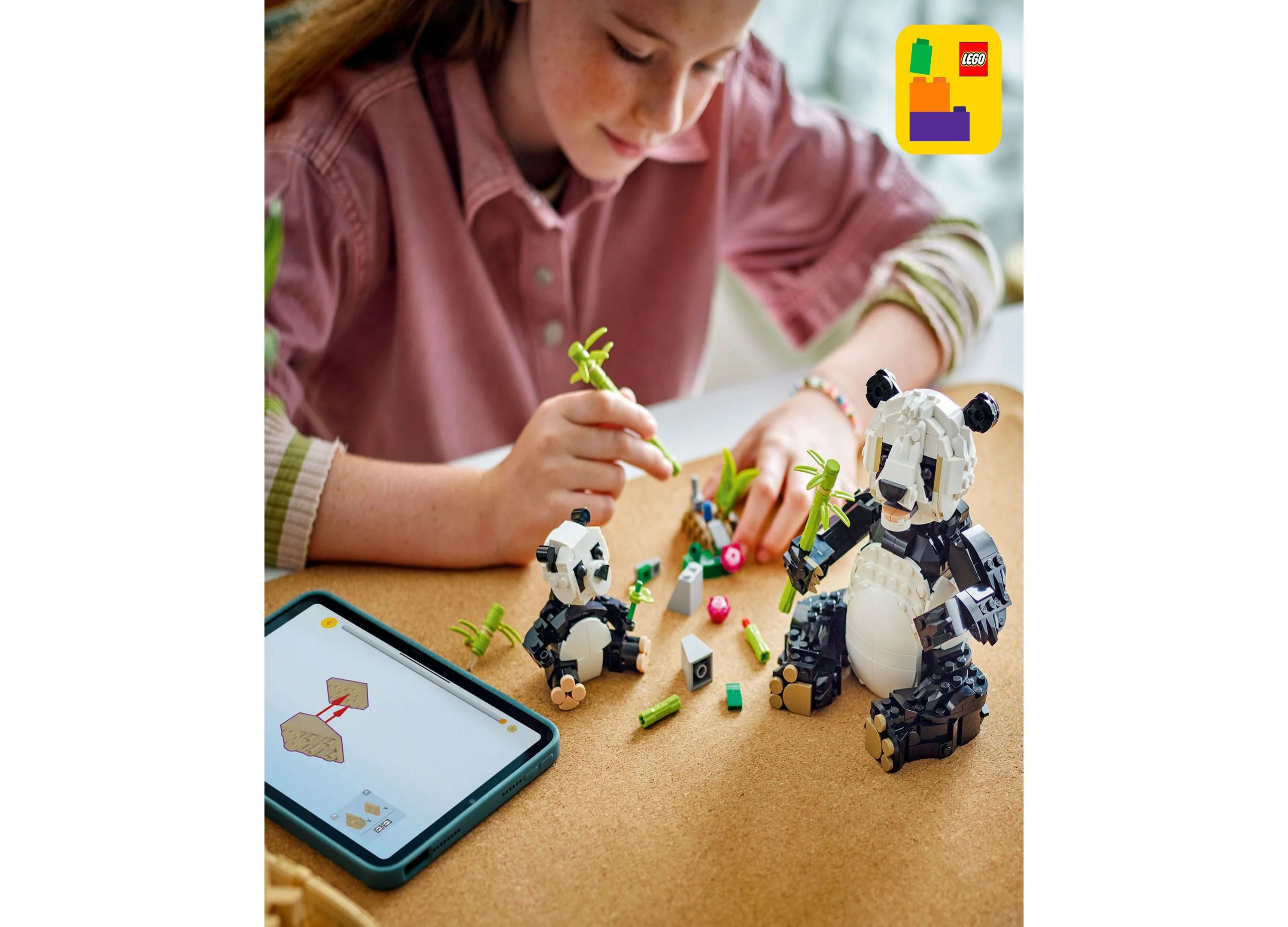LEGO® Creator 3 in 1 Panda Family Wild Animal Models 626 Pieces - Image 2