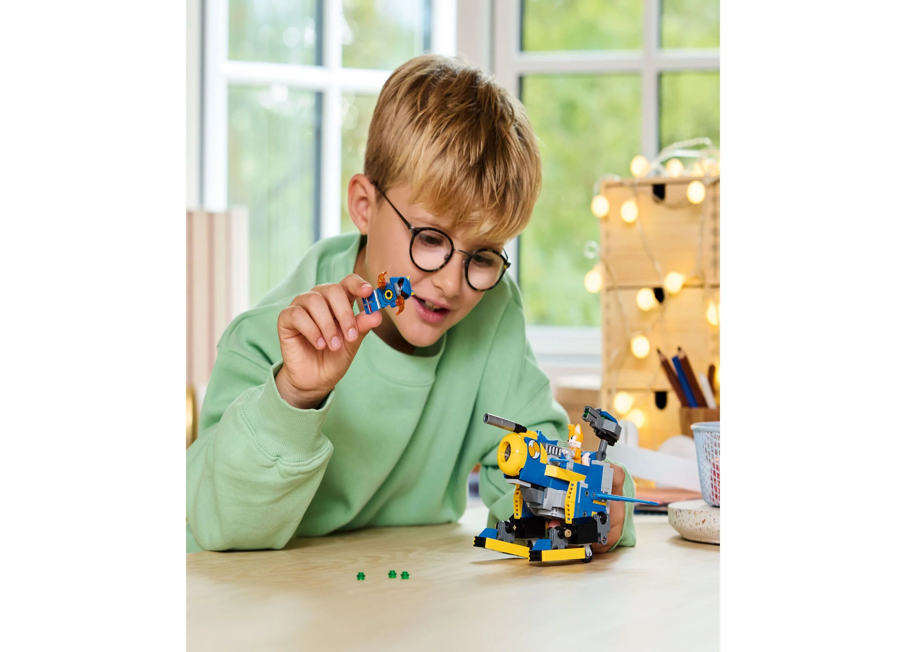 LEGO Sonic the Hedgehog Cyclone vs. Metal Sonic 290-Piece Building Set - 77002 - Image 5