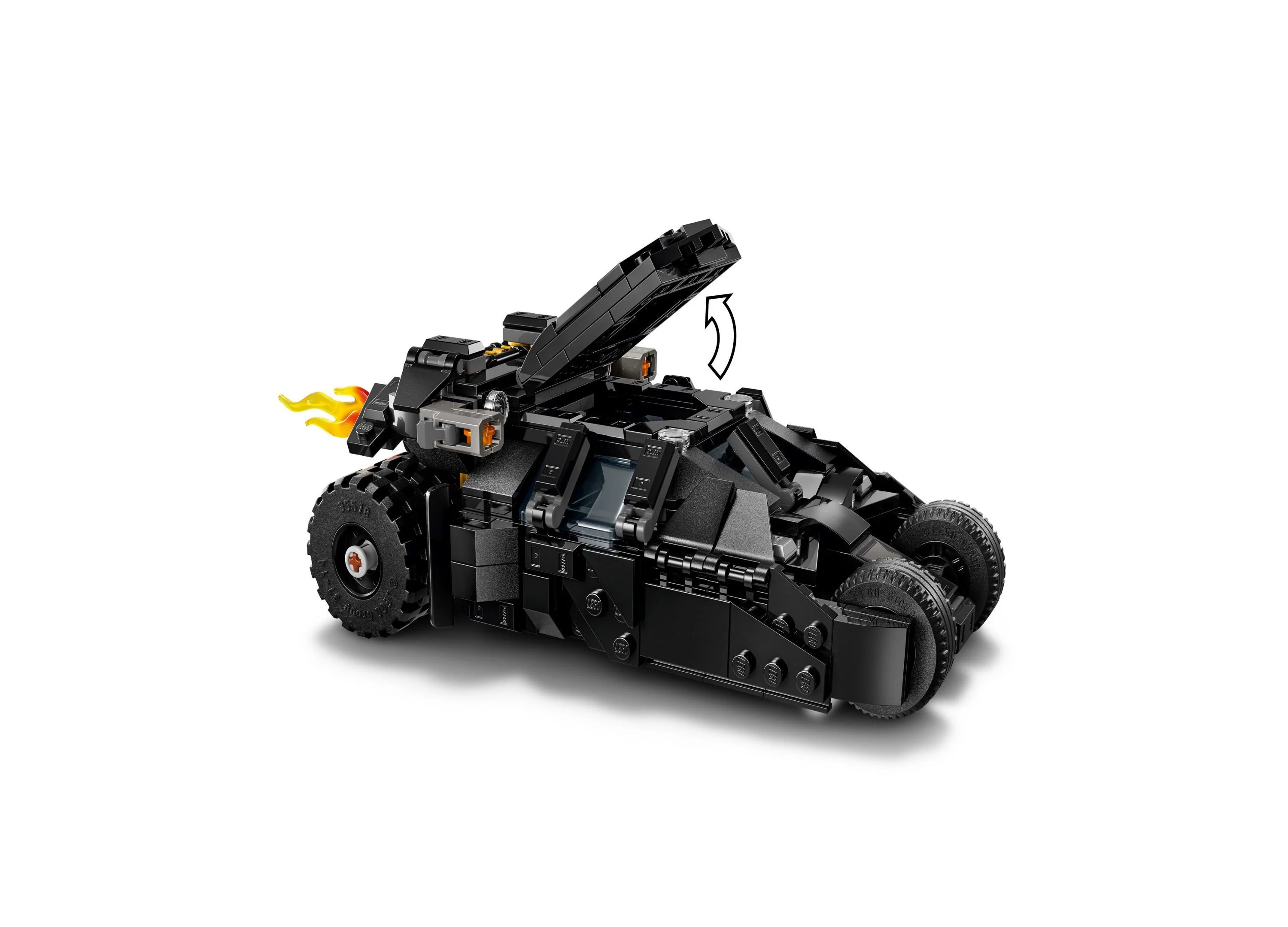 LEGO Batman Tumbler Showdown 429-Piece Set with Minifigures - Image 4