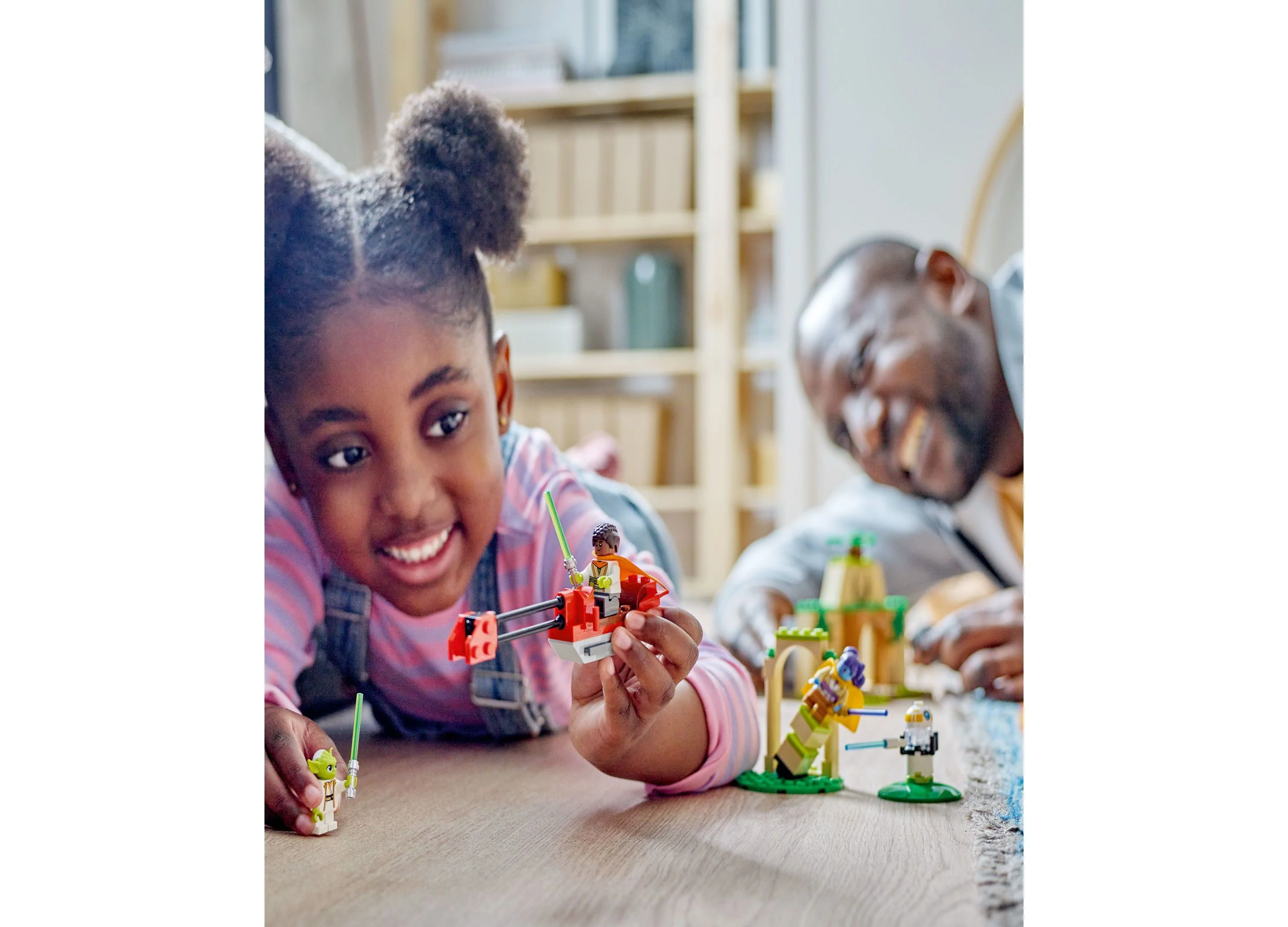 LEGO Star Wars Tenoo Jedi Temple 124-Piece Building Set with Yoda, Lys Solay, and Kai Brightstar - Image 2