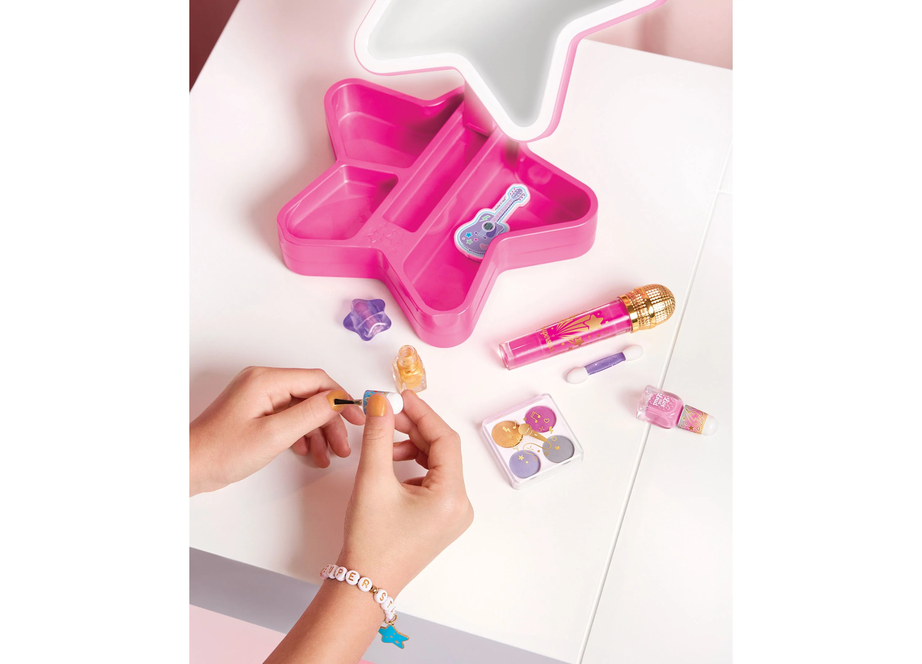 Make It Real Backstage Glam Cosmetic Studio Kit - Image 7