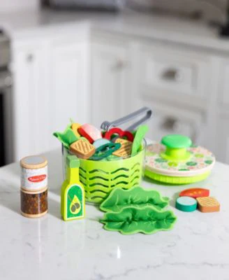 Melissa & Doug Salad Spinner Playset - Healthy Kitchen Fun - Image 3