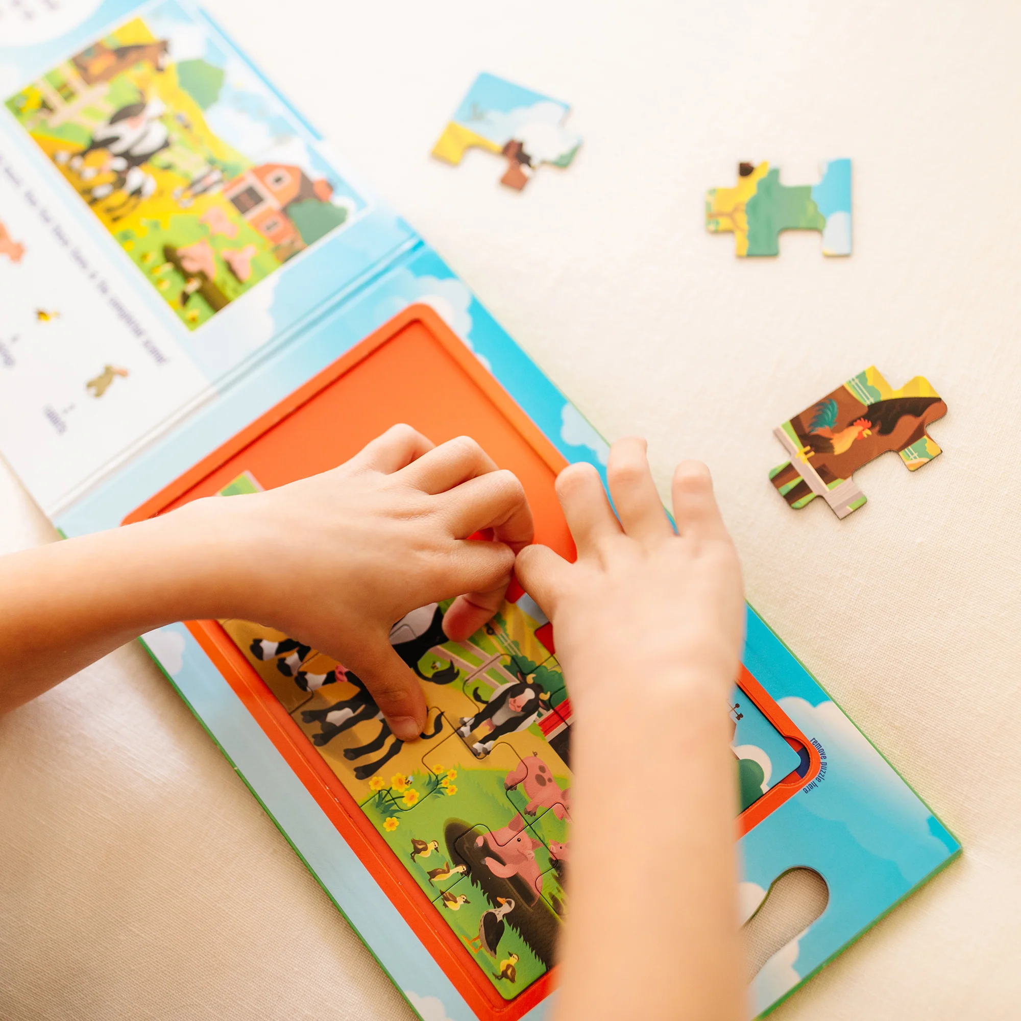 Melissa & Doug On the Farm 2-Pack Magnetic Puzzles - 15 pc each - Image 3