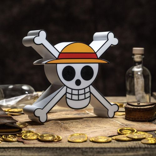 ABYstyle One Piece Battery-Operated 10-inch Skull Lamp - Straw Hat Jolly Roger - Image 2