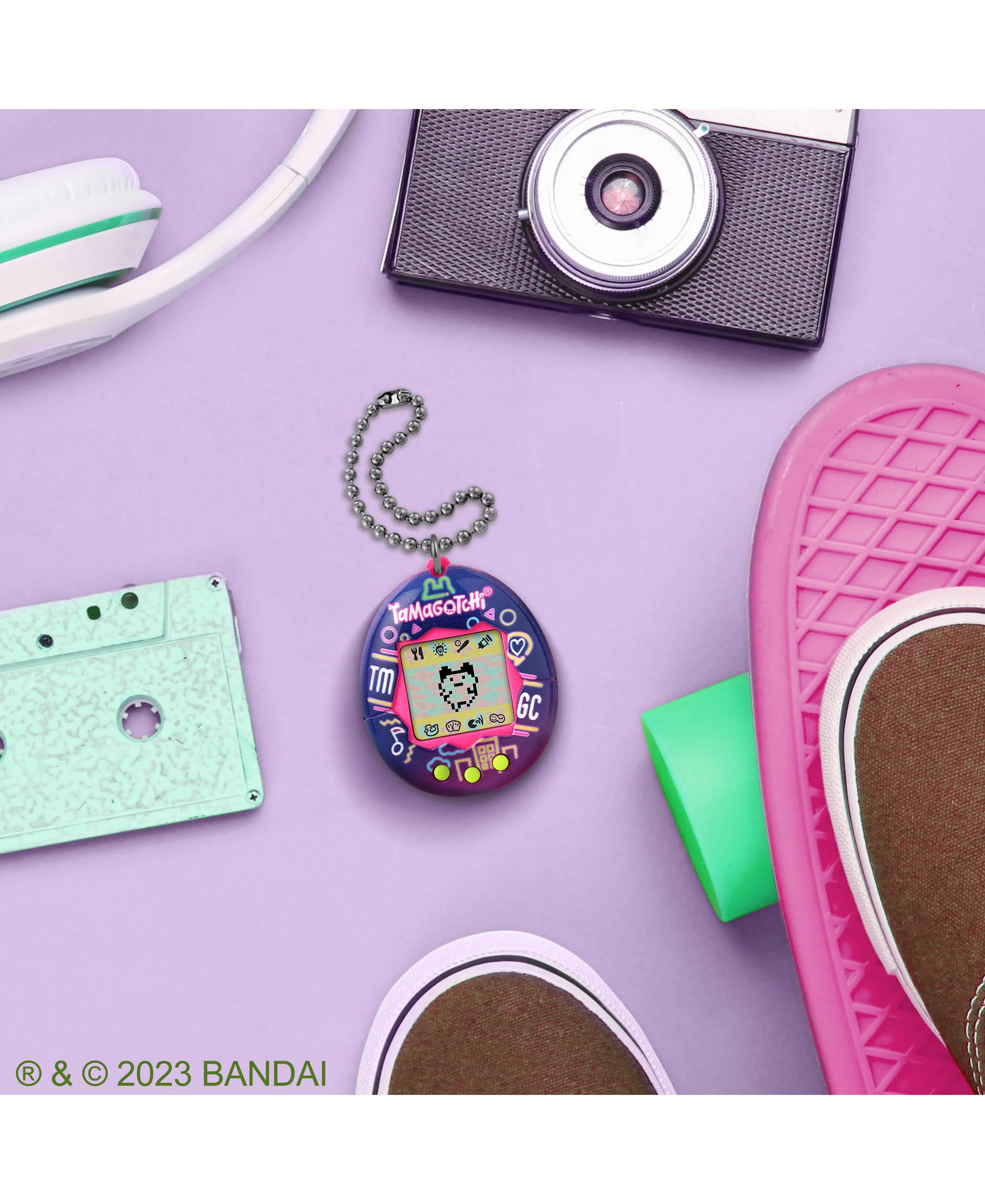 Tamagotchi Original Neon Lights Edition - Interactive Digital Pet - Image 3