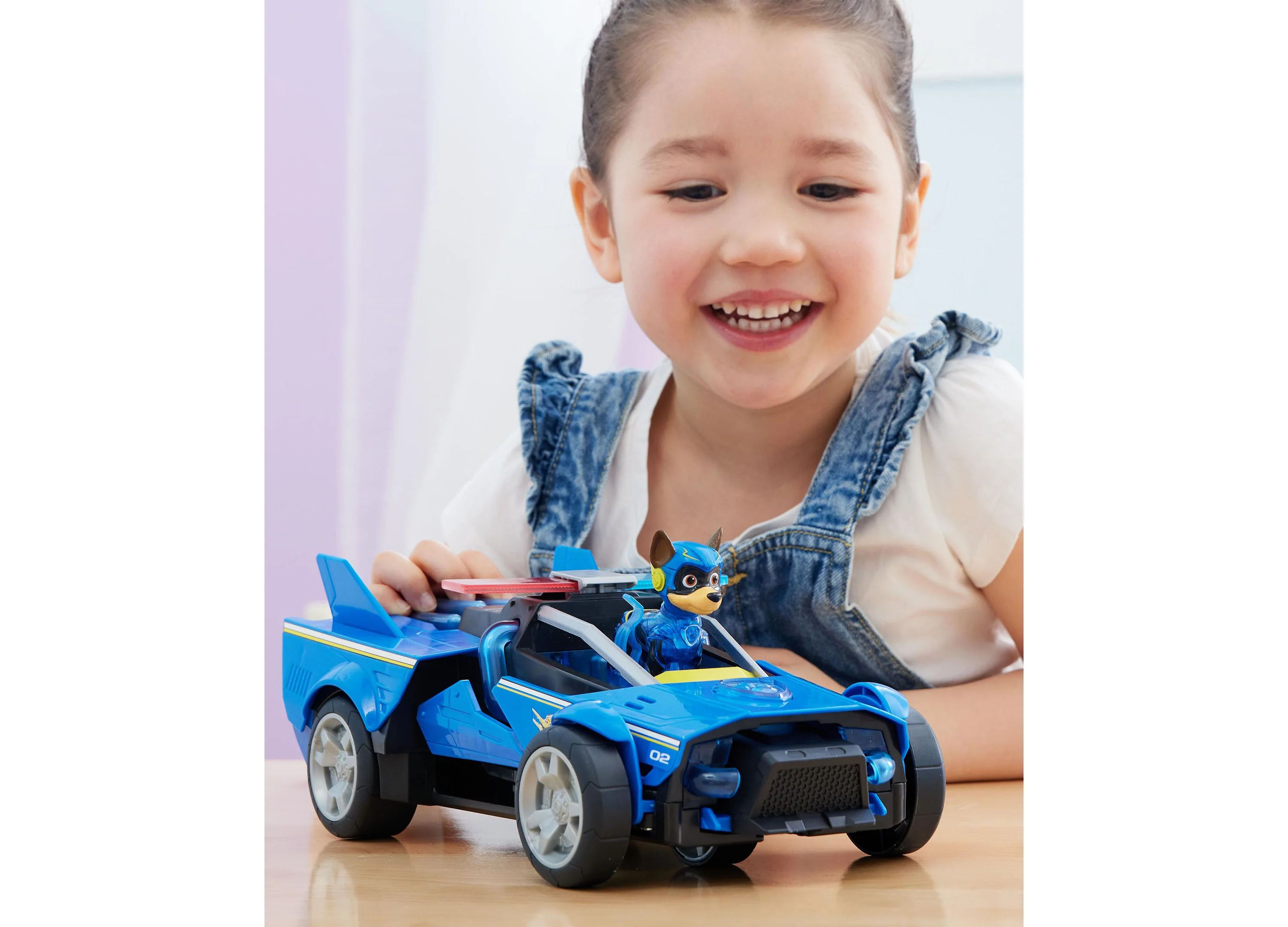 PAW Patrol Mighty Movie Chase's Transforming Cruiser with Action Figure - Image 7