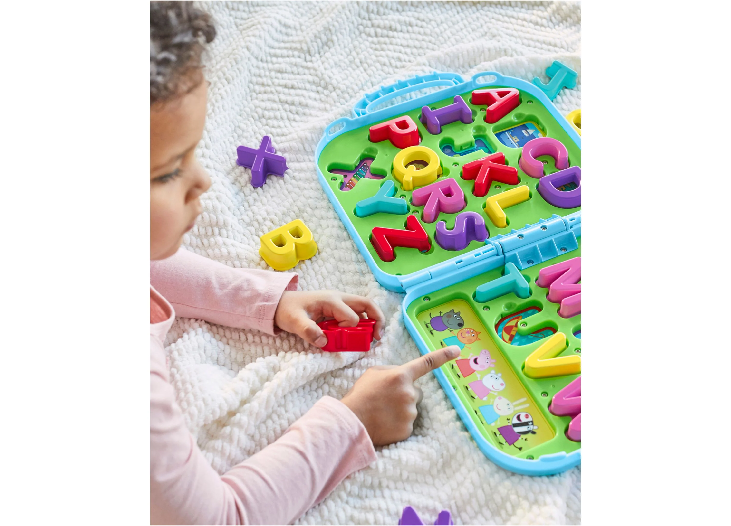 Peppa Pig - Peppa's Alphabet Case - Interactive Educational Toy - Image 7