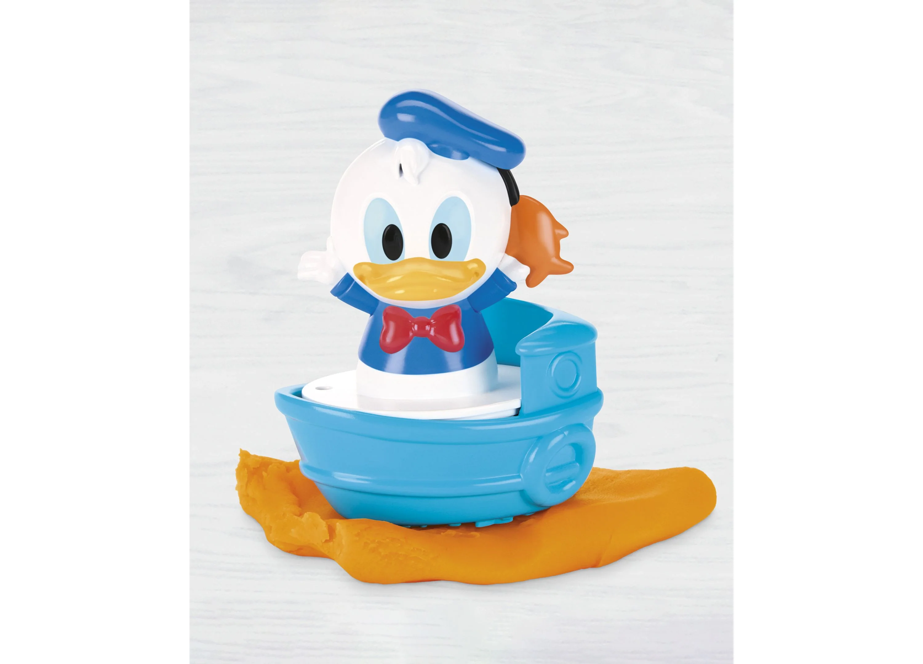 Play-Doh Disney Junior Mickey Mouse Stamp and Go Creative Megapack - Image 6