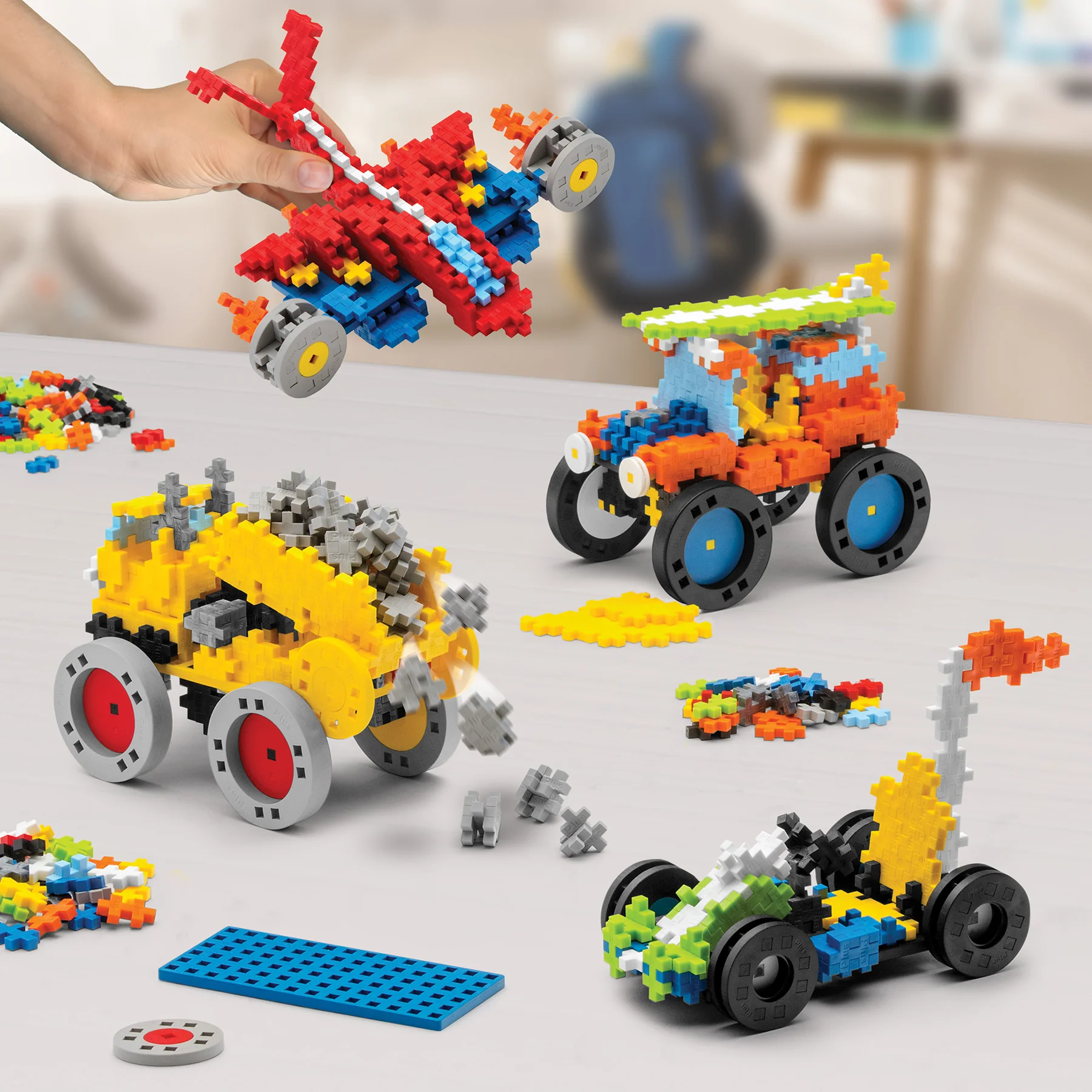 Plus-Plus Learn to Build GO! Vehicles Super Set - 800 Pieces - Image 2