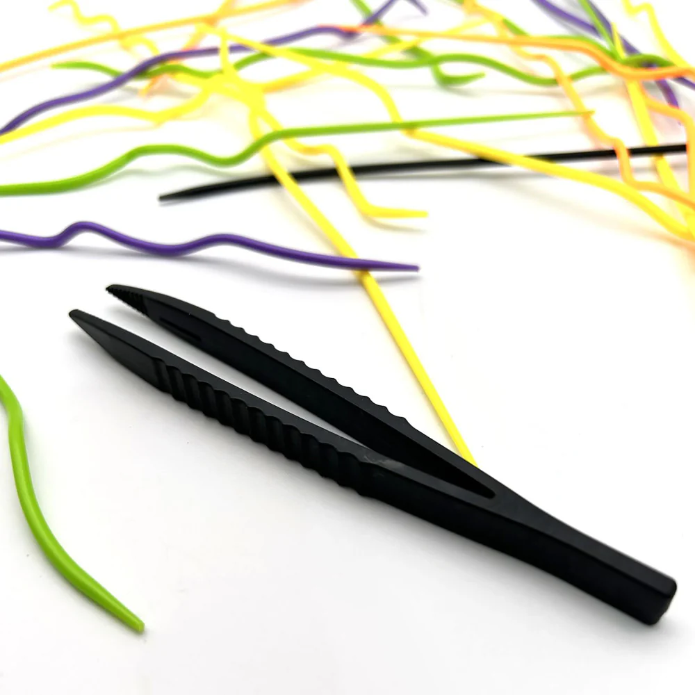 Squiggle Sticks Creative Pick-Up Game, Ages 6+, 2-6 Players - Image 3