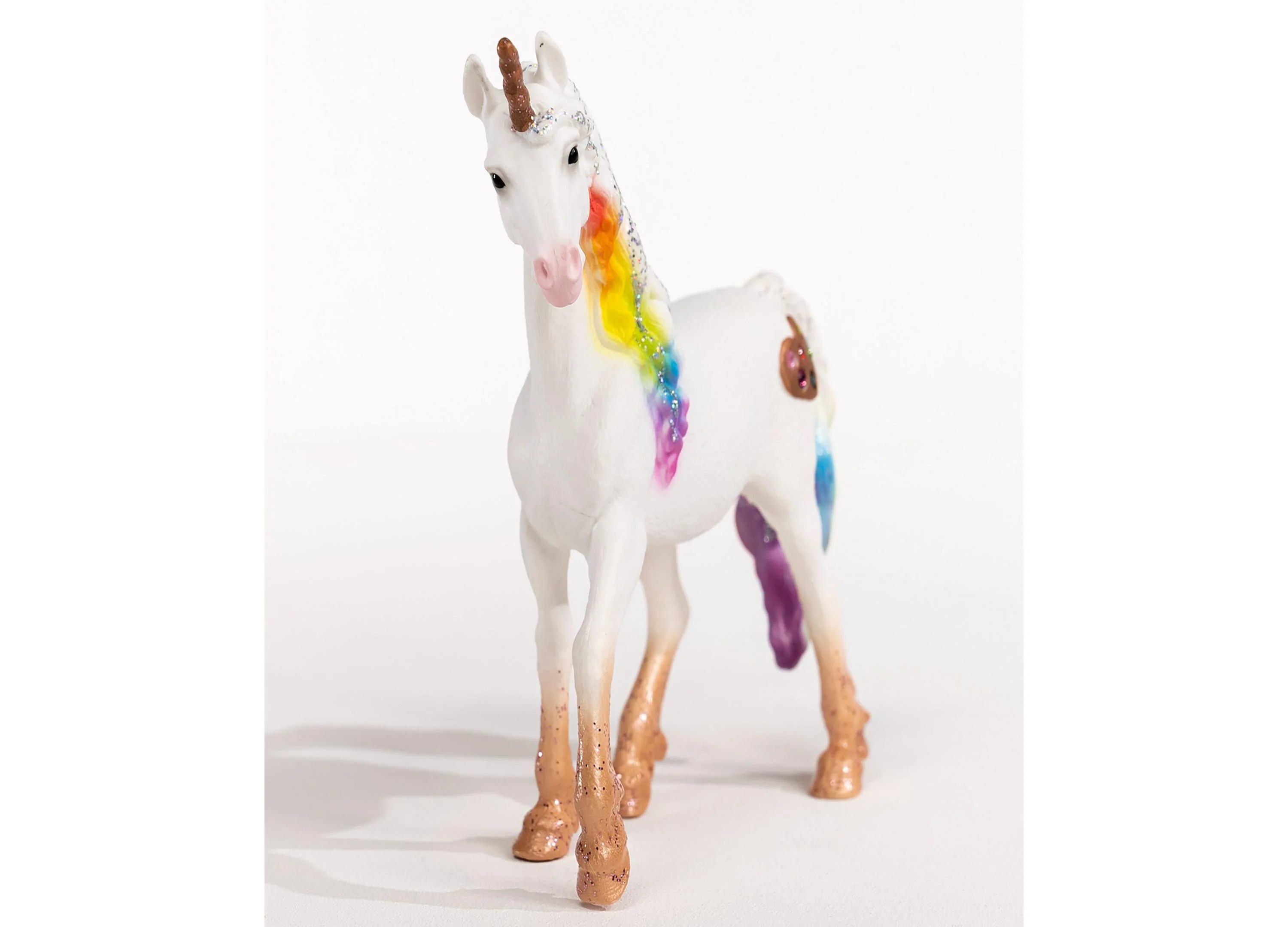 Schleich Bayala 7 inch Rainbow Love Unicorn Mare - Magical Figurine - Image 2