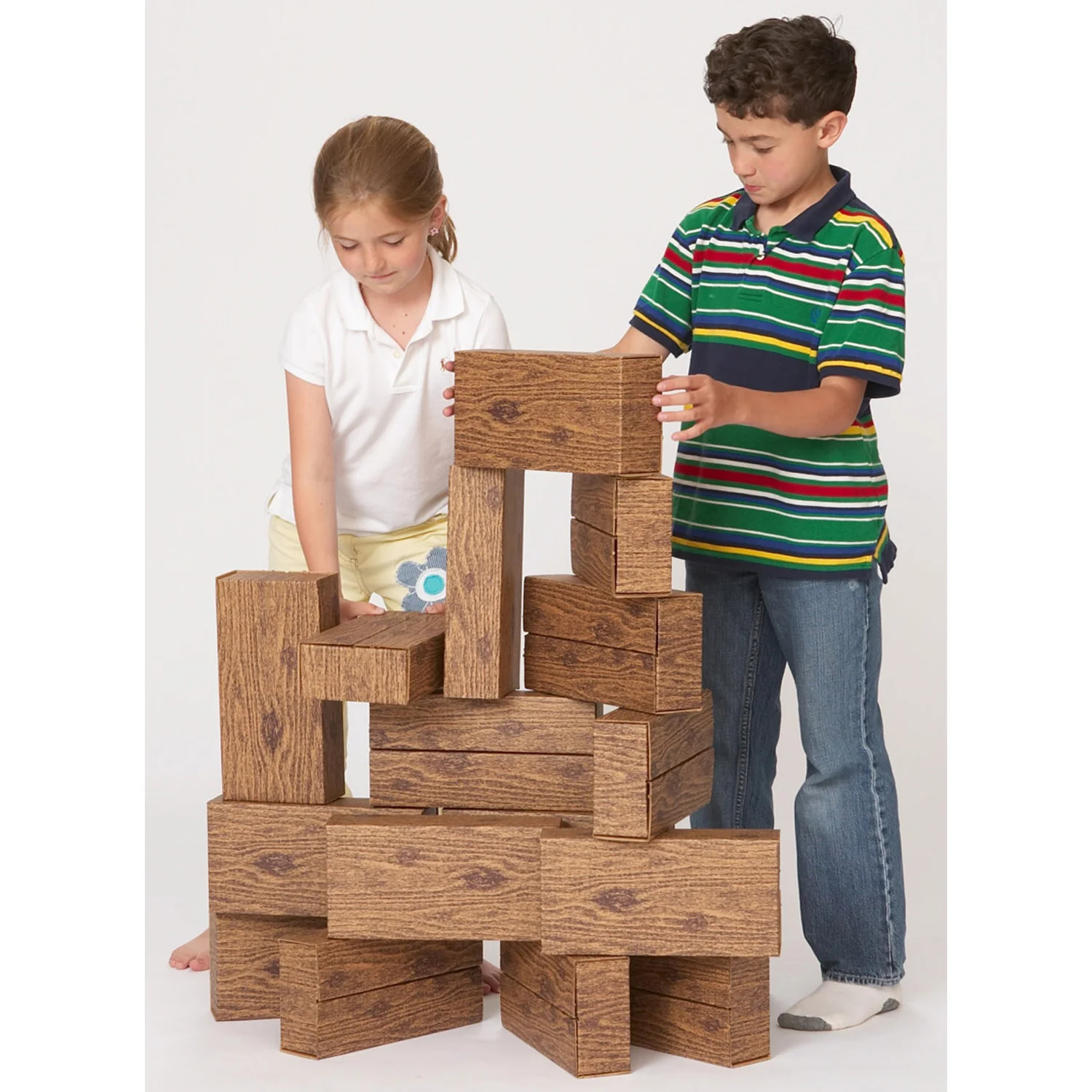 Smart Monkey Toys Giant Timber Blocks - 16 Piece Building Set - Image 2