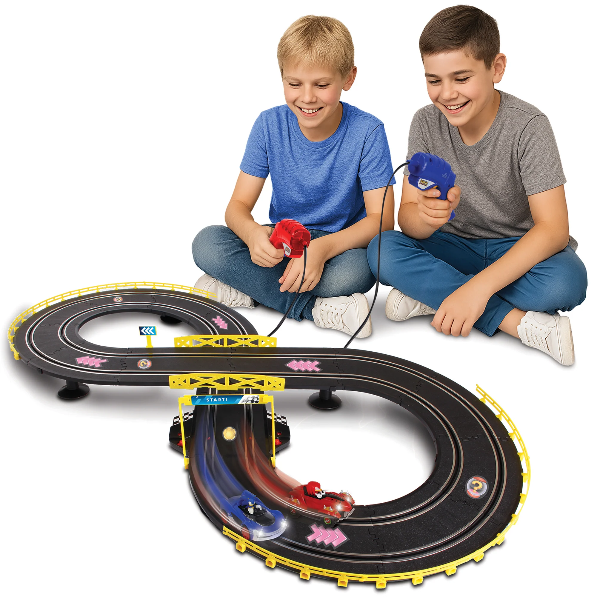 Sonic Crossworlds Slot Car Race Set - Sonic & Knuckles Figure-8 Track - Image 4