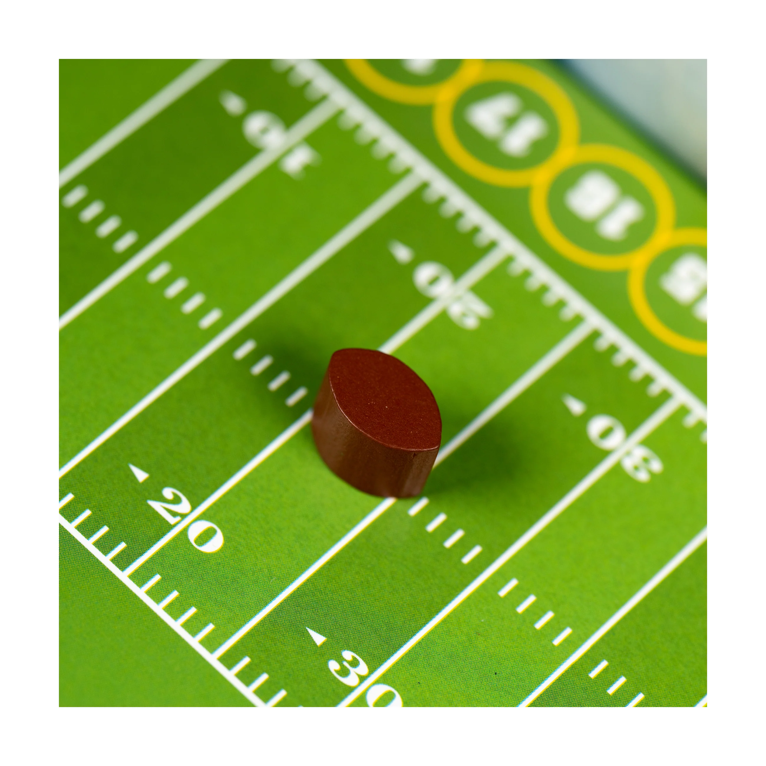 Sports Dice Football Fast-Paced Strategy Dice Game - Image 4