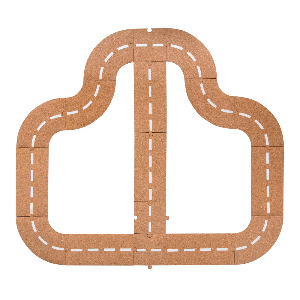 The Freckled Frog 17-Piece Cruisin' Cork Road Playset - Image 3