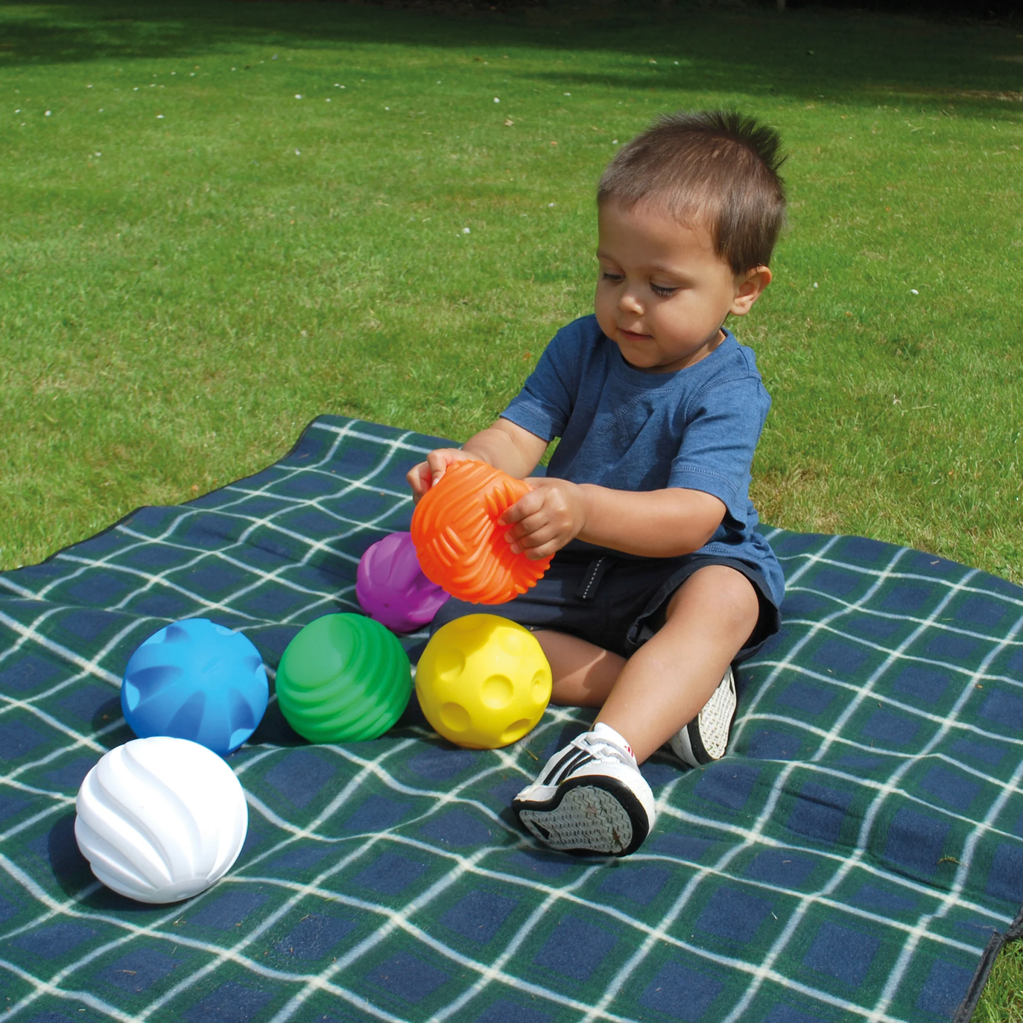 TickiT Tactile Sensory Balls - Set of 6 for Toddlers - Image 4