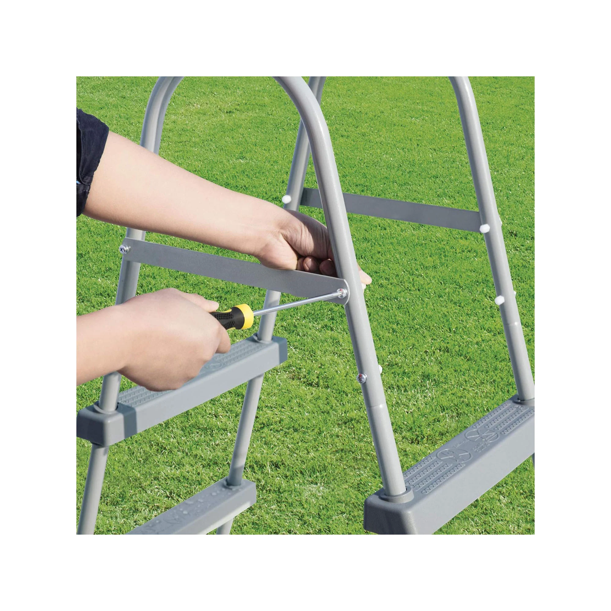 XBestway 42-Inch Heavy-Duty Pool Ladder for Above Ground Pools - Image 3