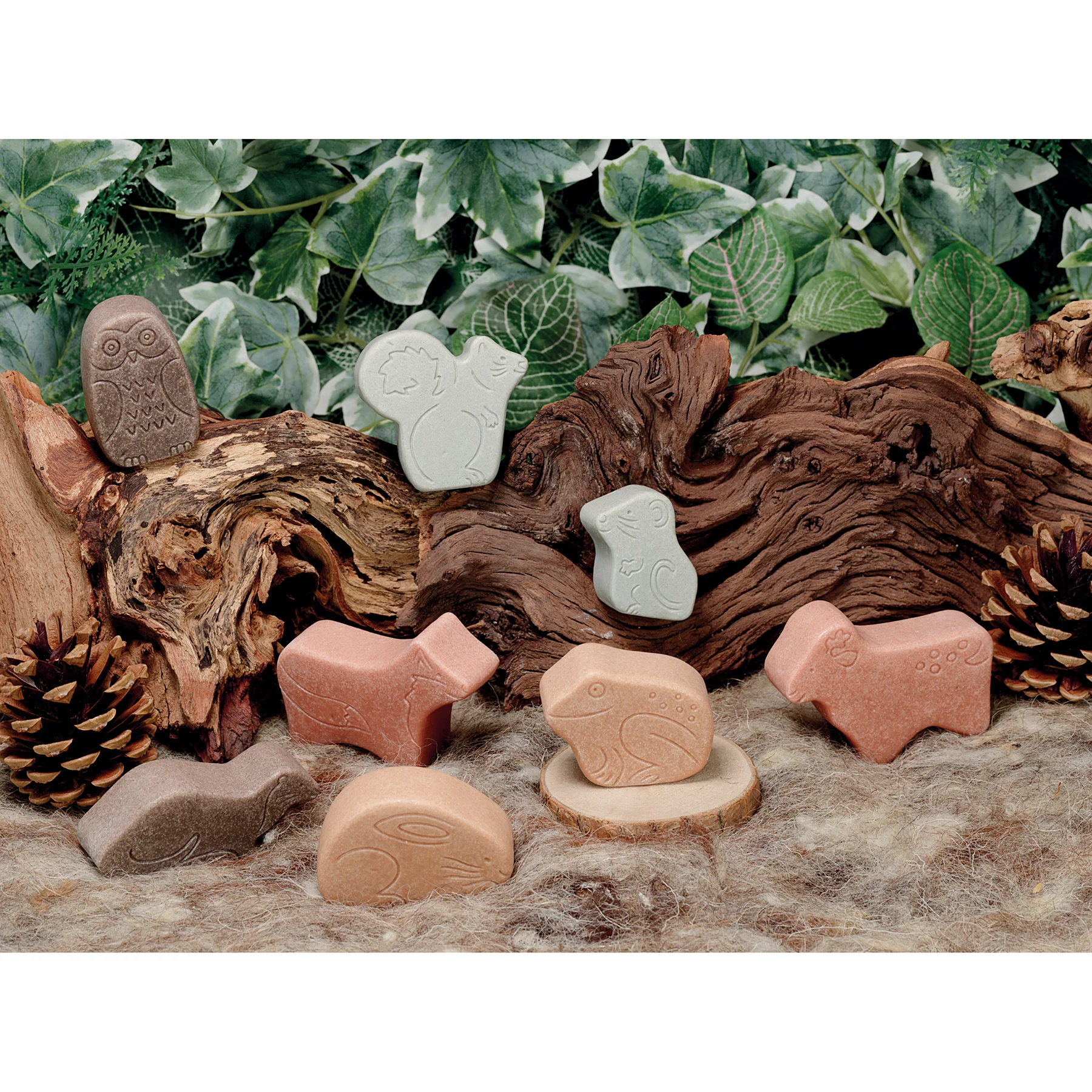 Yellow Door Little Lands Woodland – Assorted Stone Animal Figures, Set of 8 - Image 4